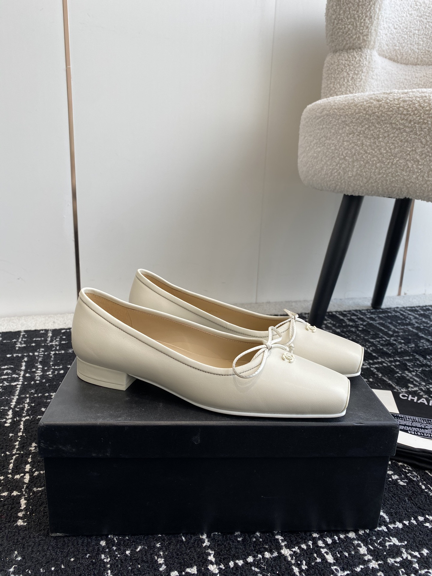UA CHANEL VINTAGE BALLET FLATS
