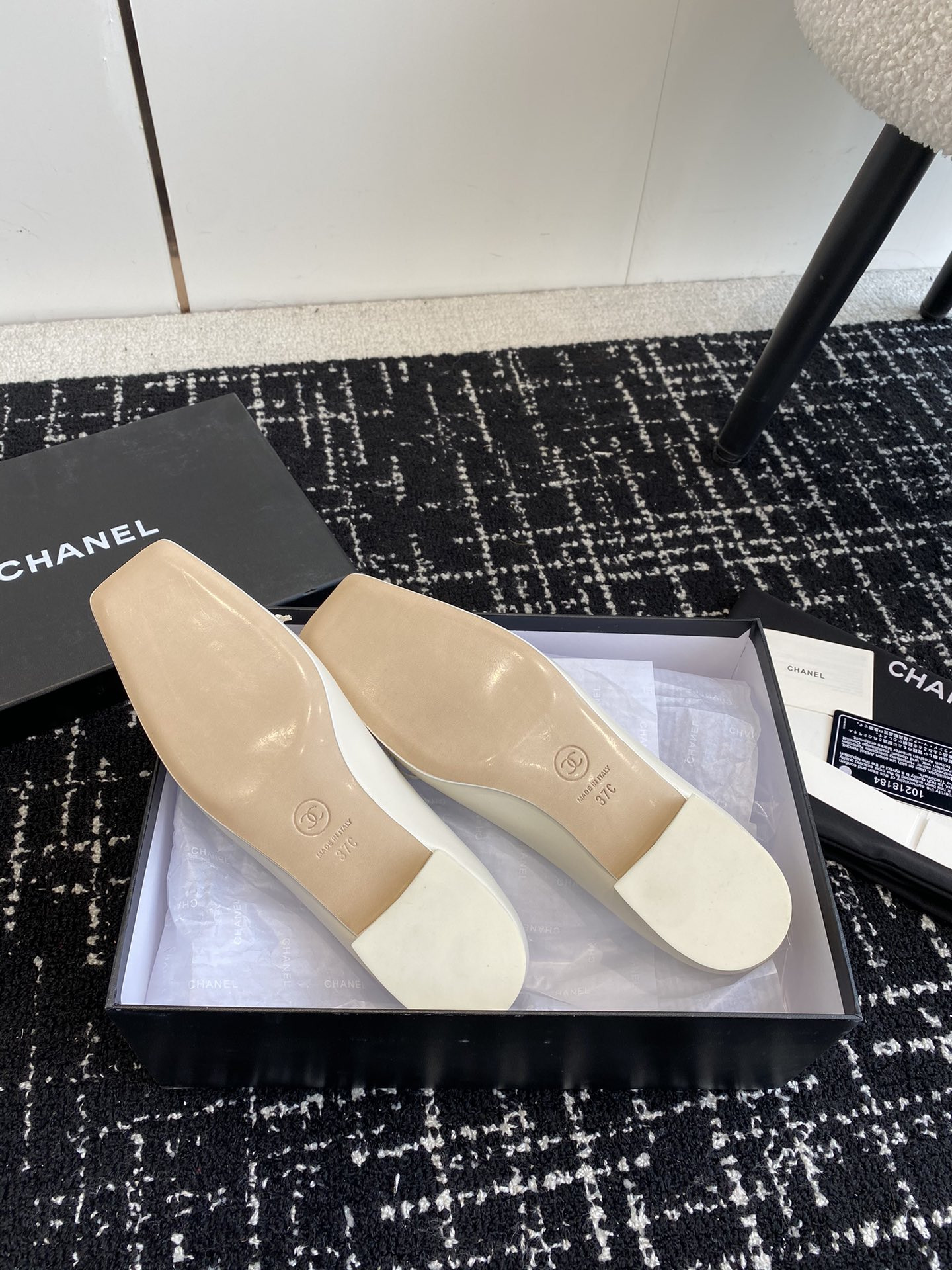 UA CHANEL VINTAGE BALLET FLATS