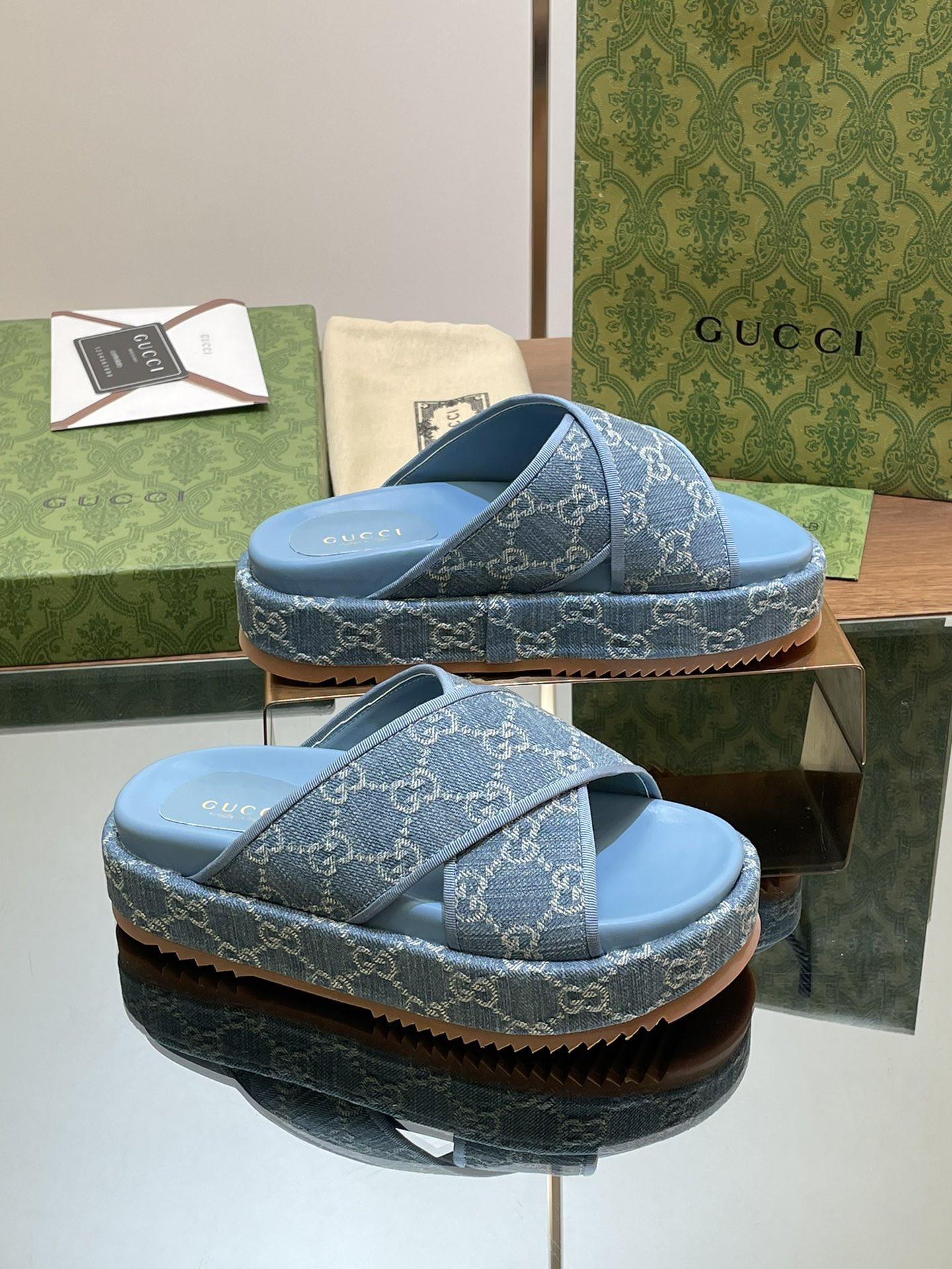 UA GUCCI WOMEN