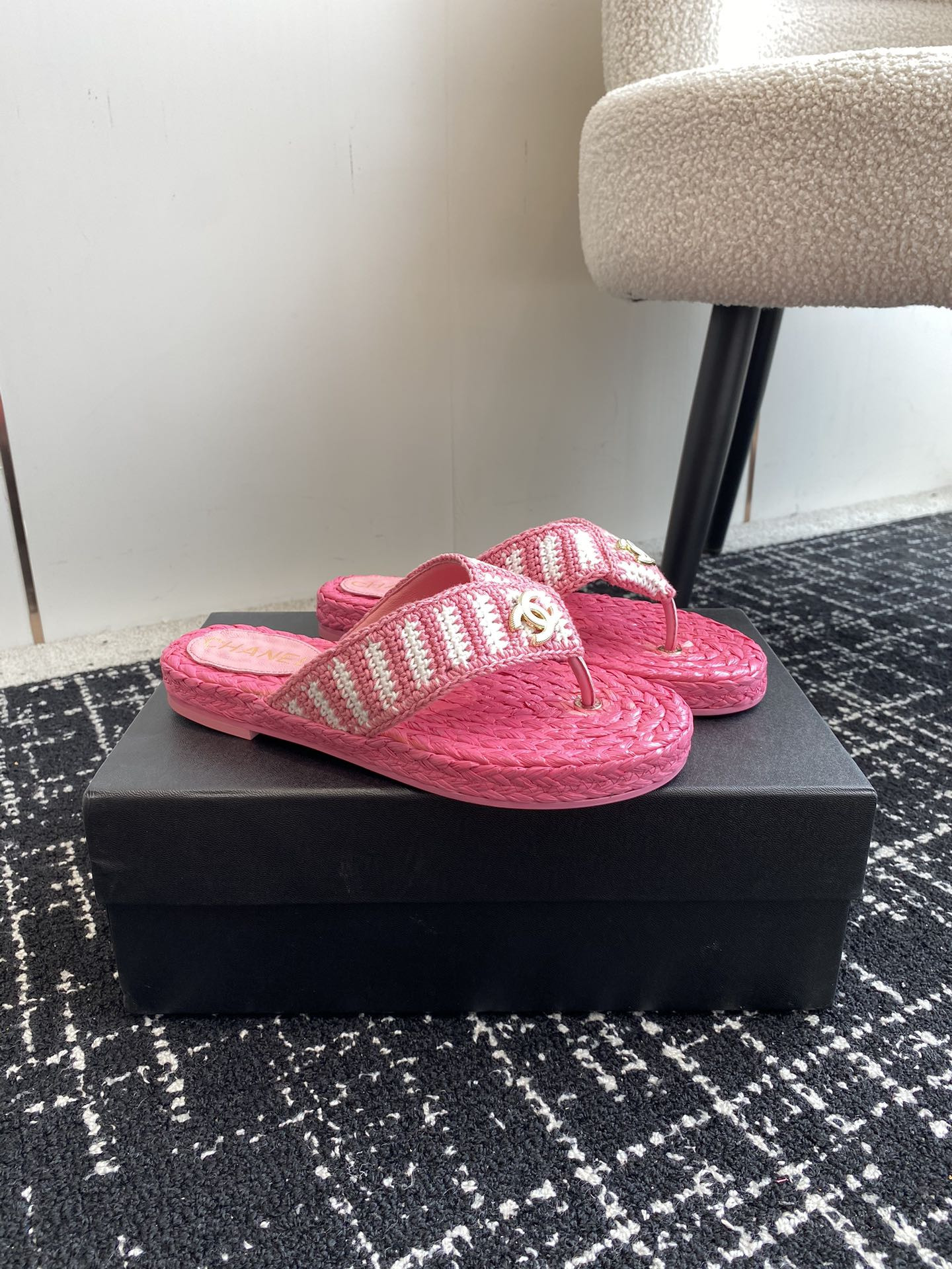 UA CHANEL THONGS SLIDES