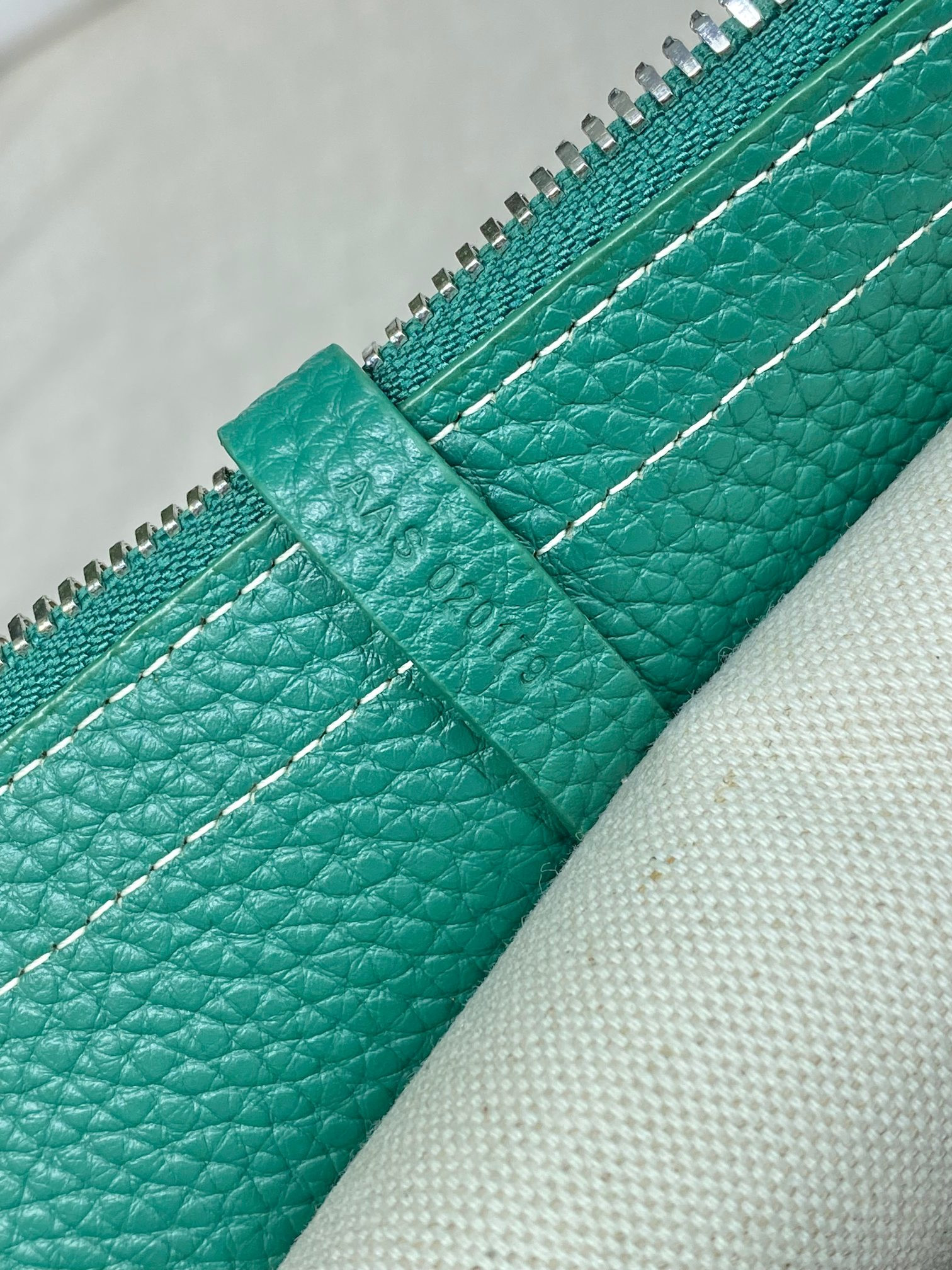 Goyard Chic du Chien 41x30x16.5cm