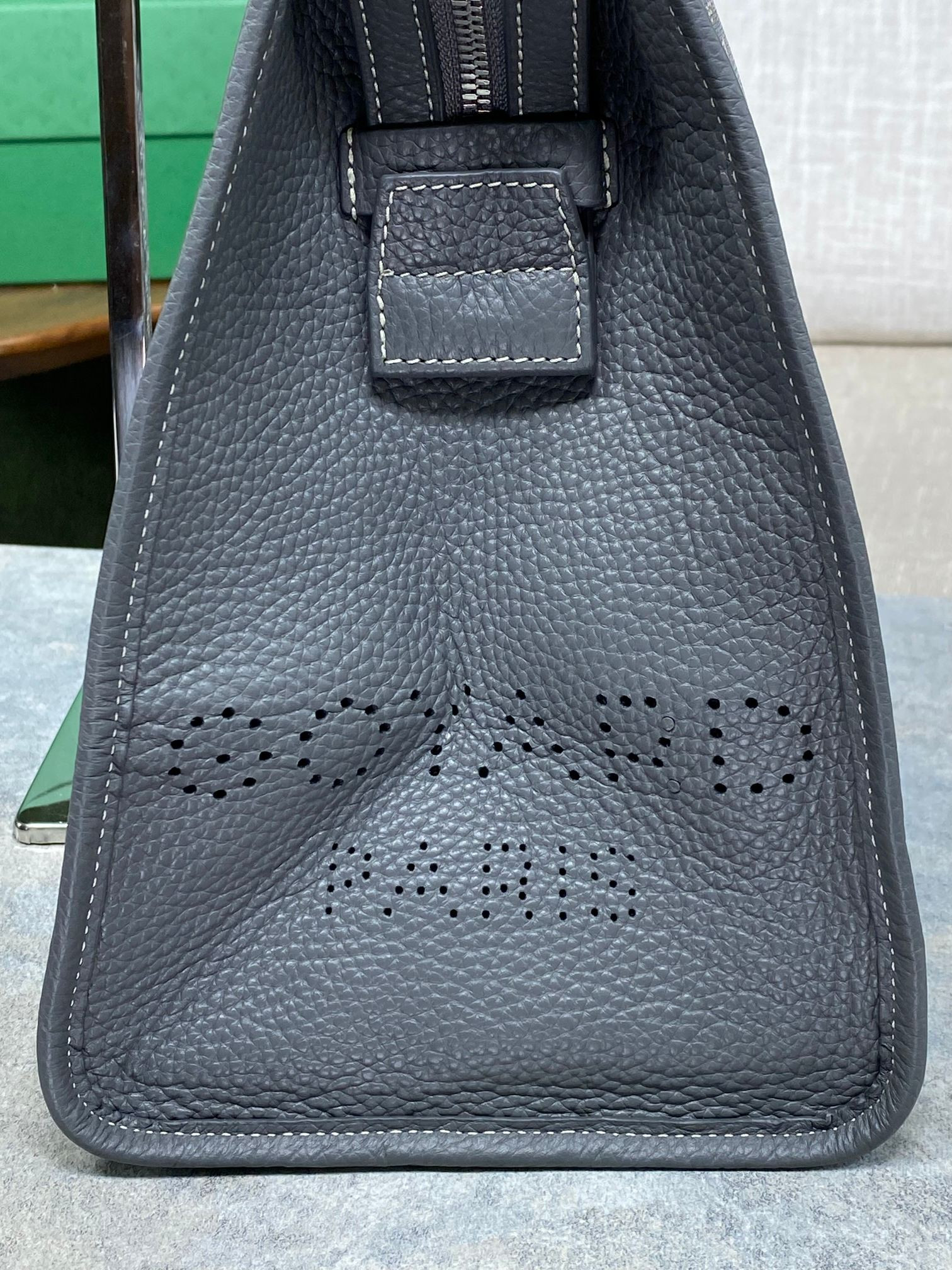 Goyard Chic du Chien 41x30x16.5cm