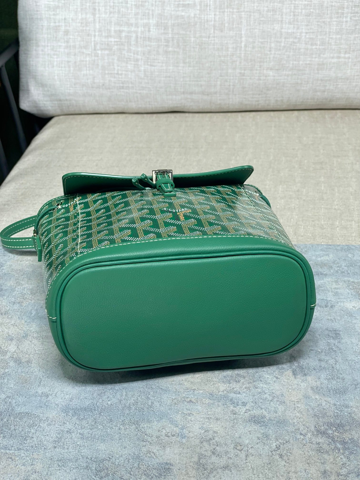 Goyard Mini Alpin 23 cm x 9.5 cm x 19 cm