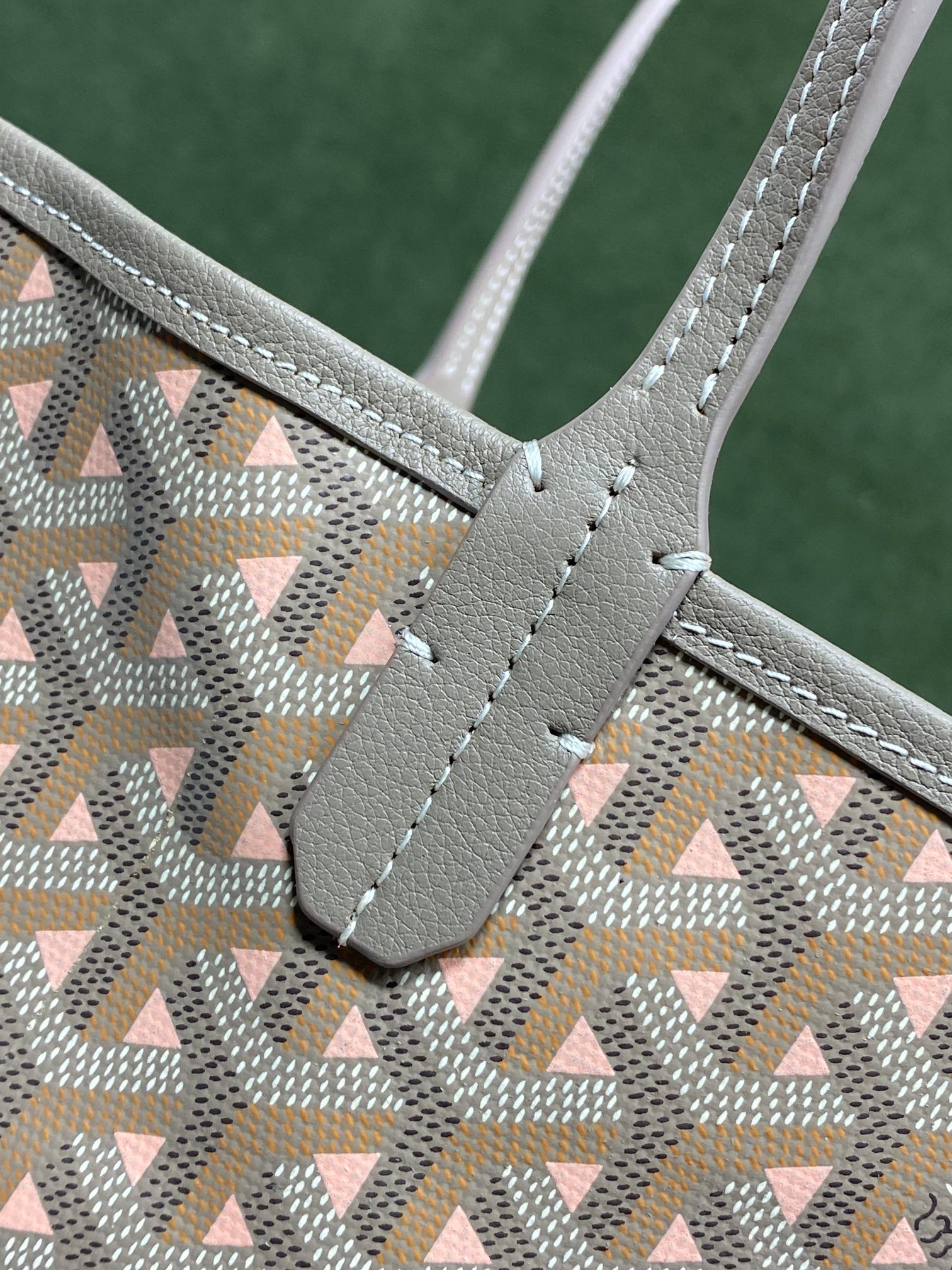 Goyard Small Saint Louis Bag 28 cm x 15 cm x 34 cm