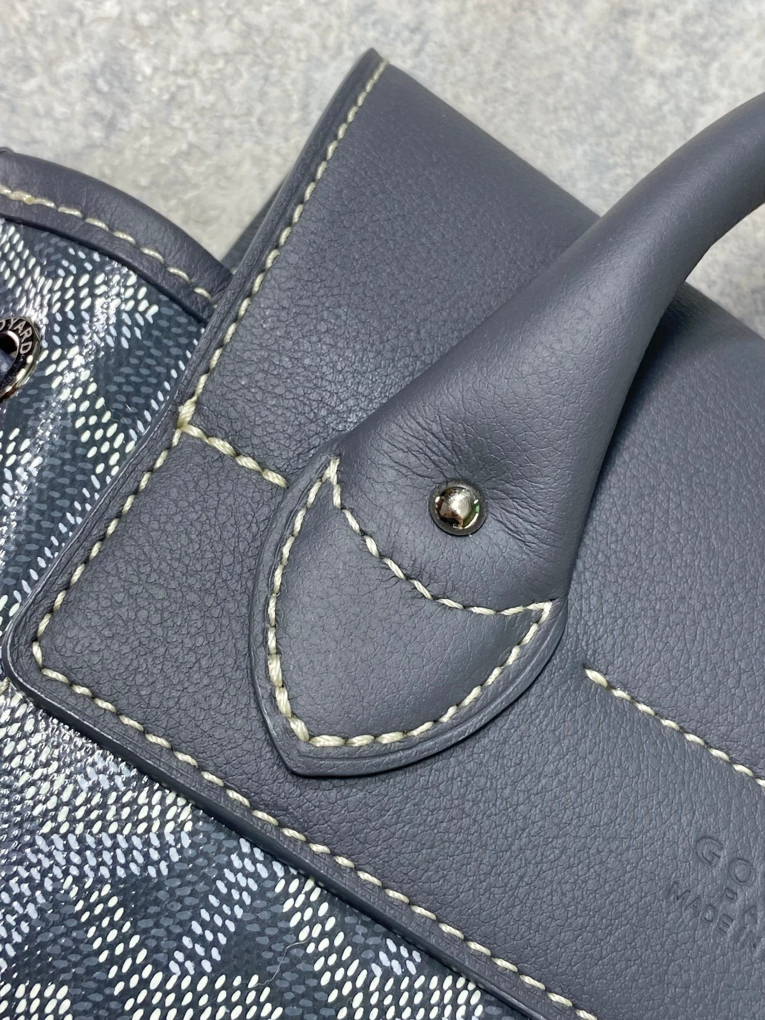 Goyard Mini Alpin 23 cm x 9.5 cm x 19 cm