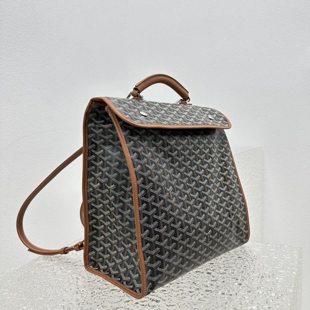 Goyard Saint Léger 37 cm x 15 cm x 34 cm