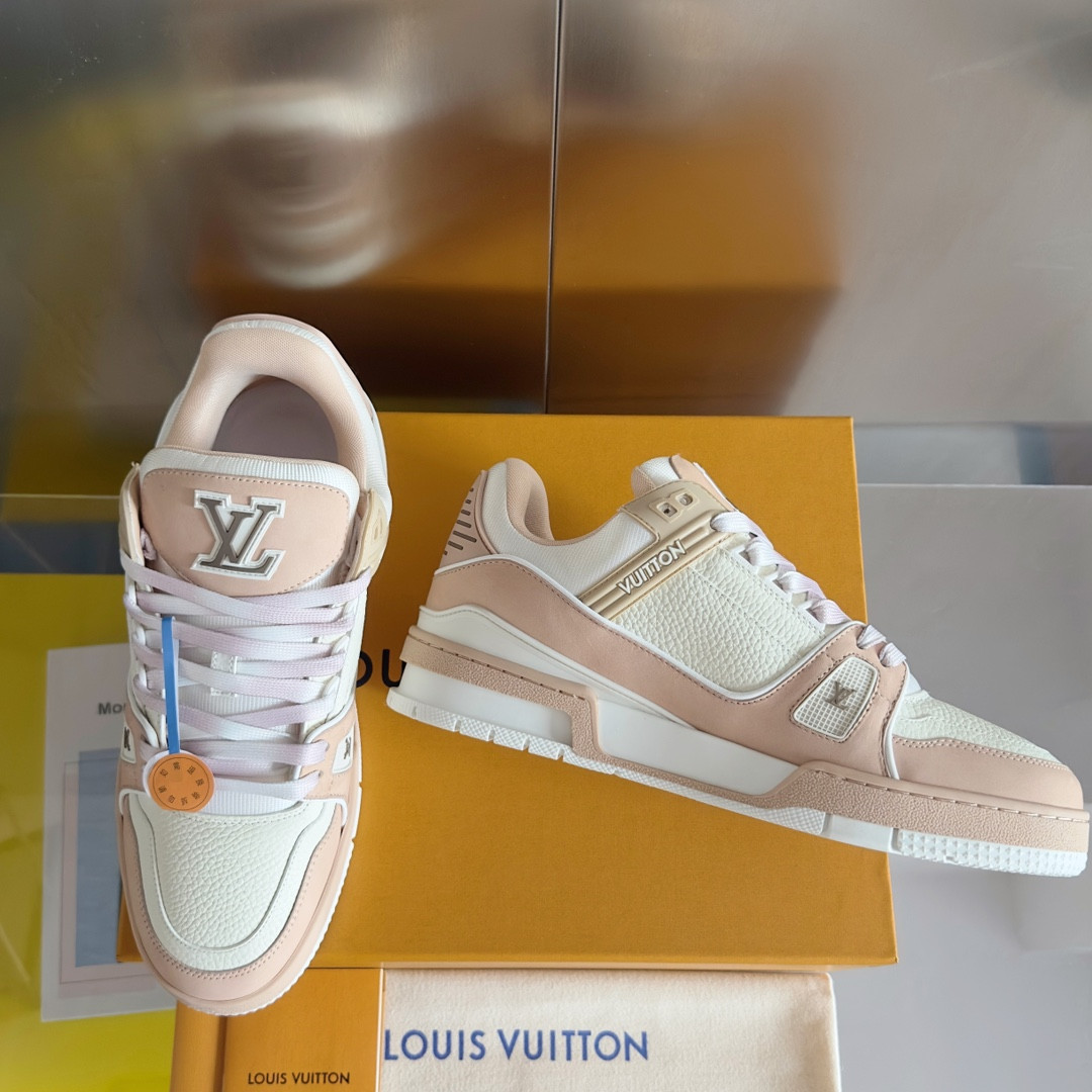 UA LV Trainer Sneaker