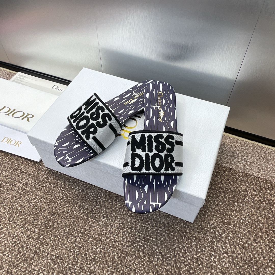 UA Dior Dway Slide