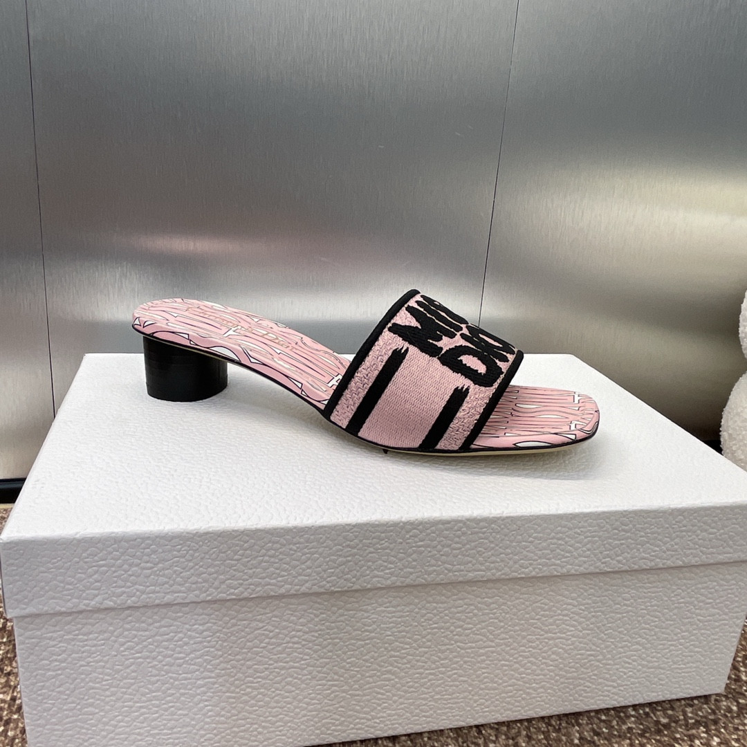 ua D*or dway heeled slide