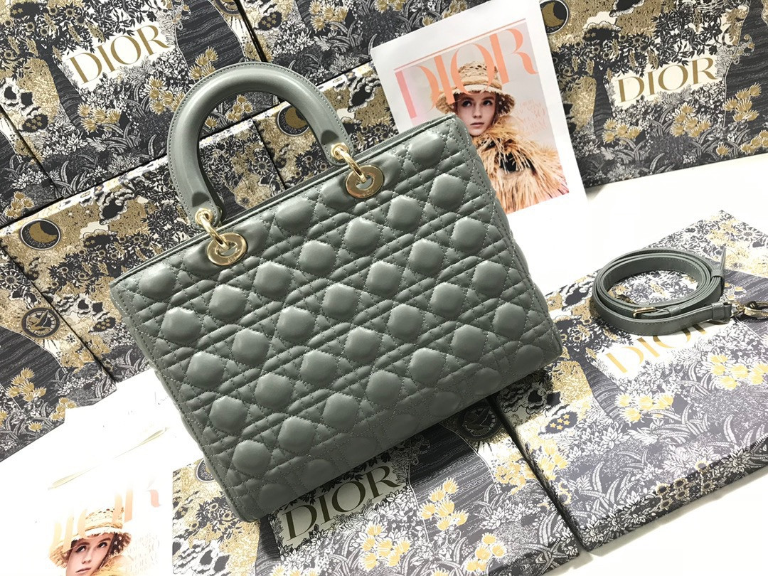 Dior Lady Bag 32 x 25 x 11cm