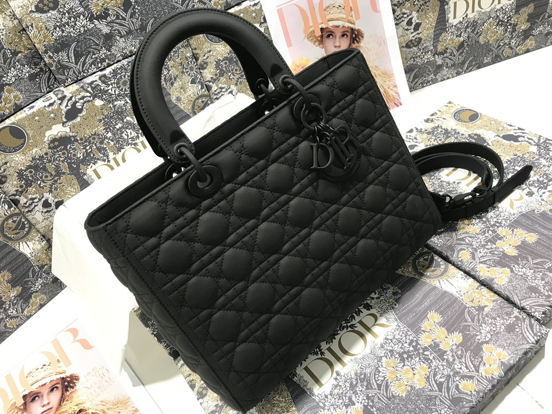 Dior Lady Bag 32 x 25 x 11cm