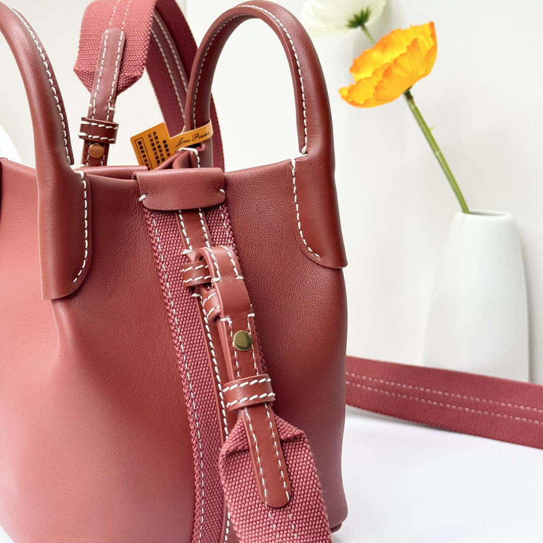 Loro Piana Micro Bale bag  Smooth Calfskin 23 x 16 x 14 cm