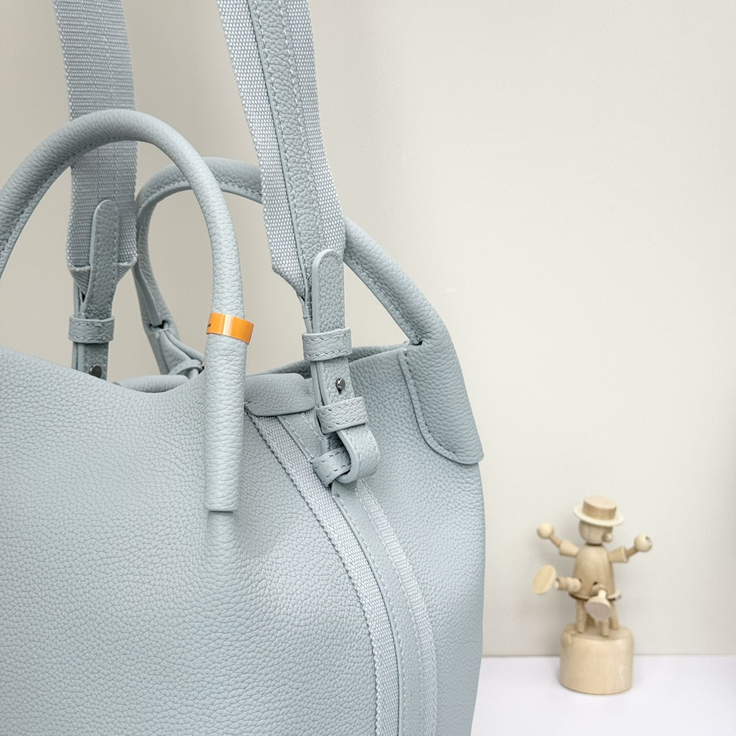 Loro Piana Small Bale Bag Grained Calfskin 17 x 17 x 21 cm