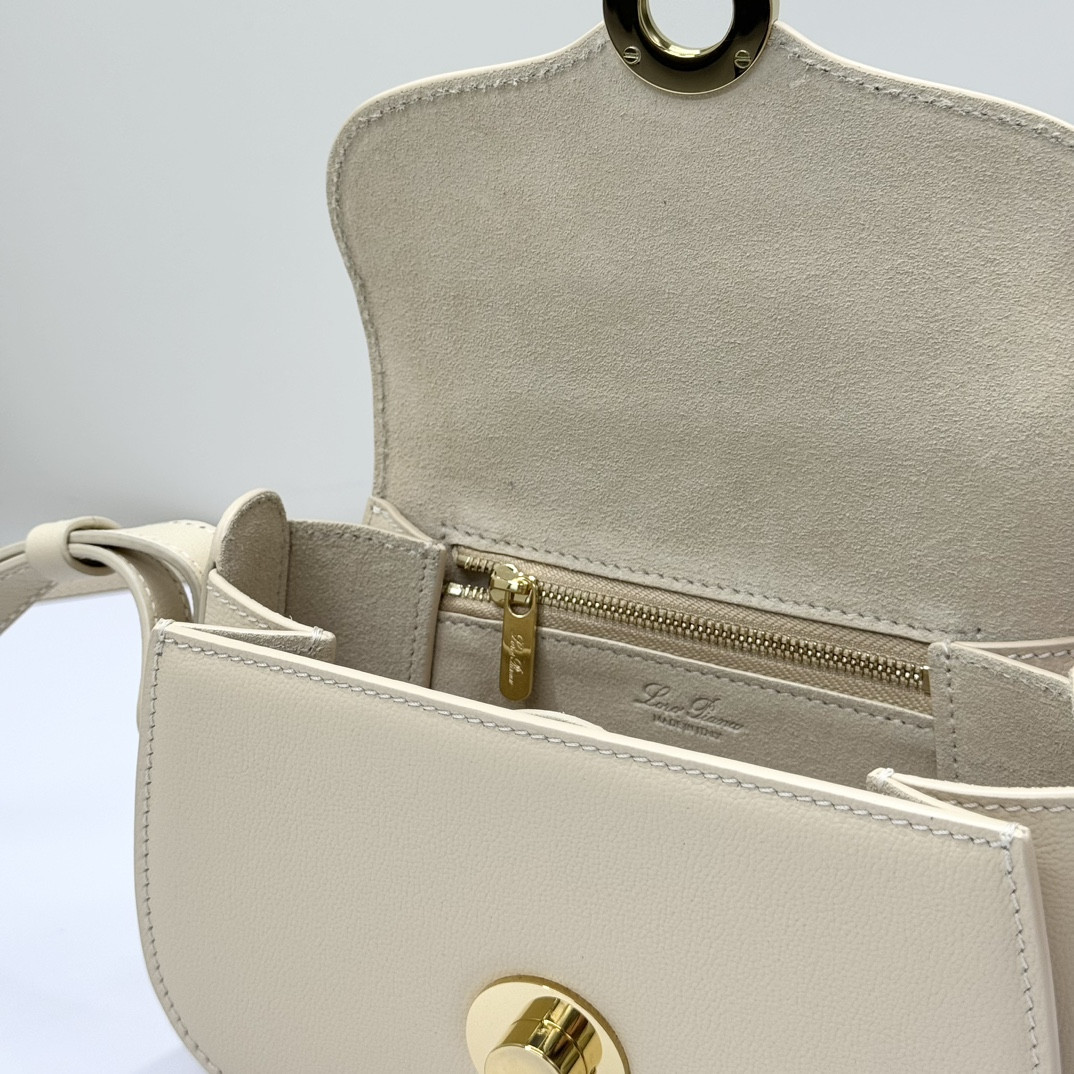 Loro Piana Small Ghiera Bag 23x16x8 cm