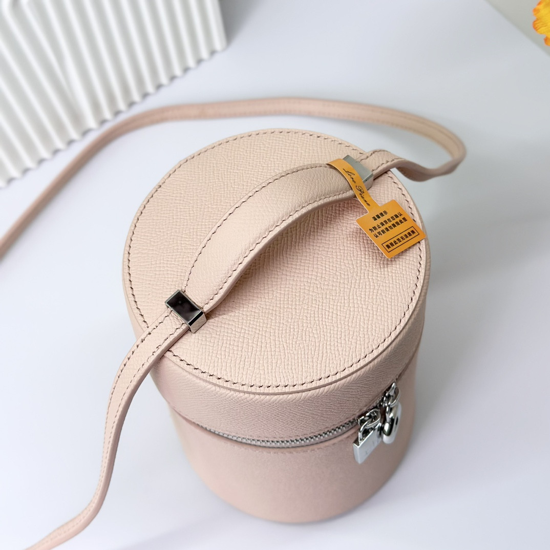 Loro Piana Extra Case Textured Calfskin 12 x16 x12cm