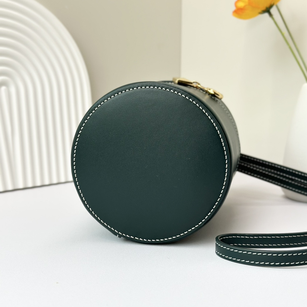 Loro Piana Extra Case Smooth Calfskin 12 x16 x12cm