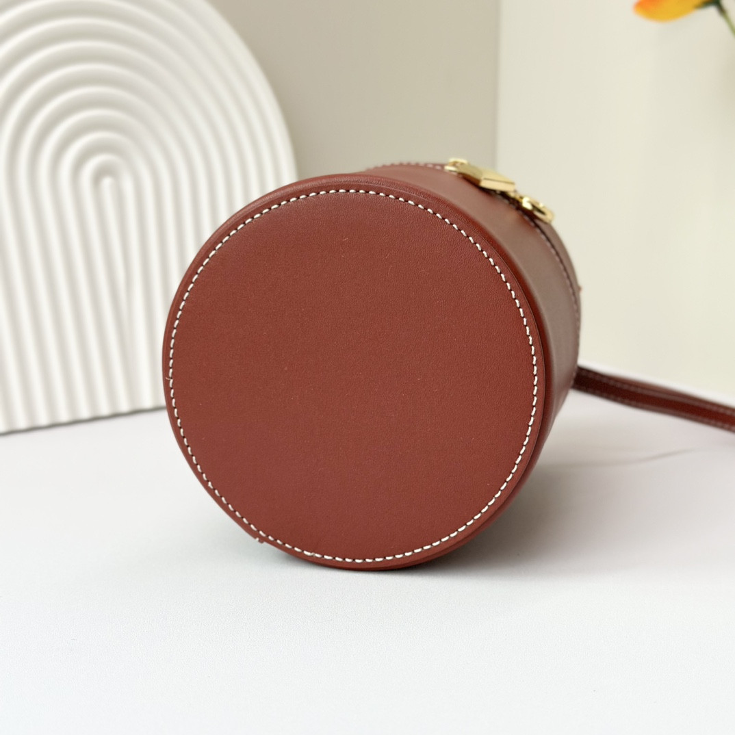 Loro Piana Extra Case Smooth Calfskin 12 x16 x12cm