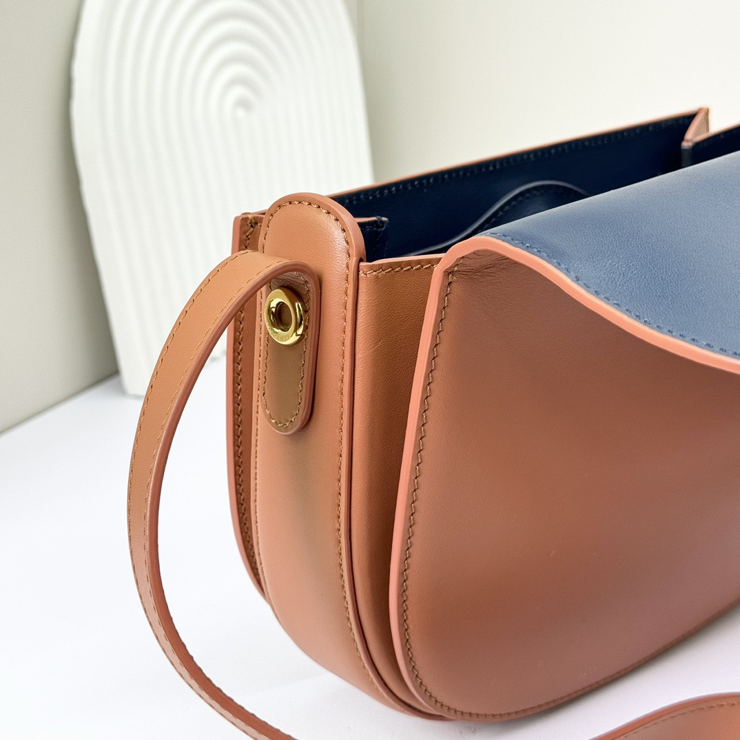 Loro Piana Small Ghiera Bag 23x16x8 cm