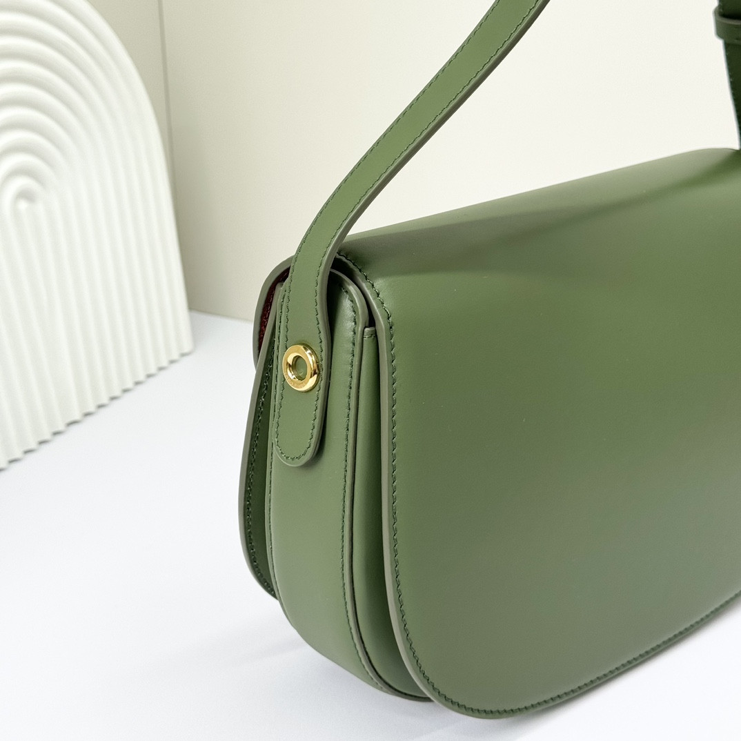 Loro Piana Small Ghiera Bag 23x16x8 cm