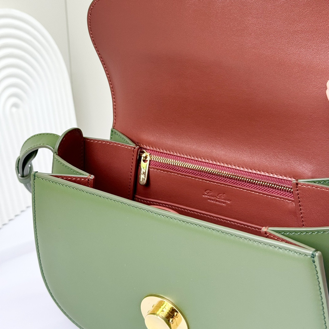 Loro Piana Small Ghiera Bag 23x16x8 cm