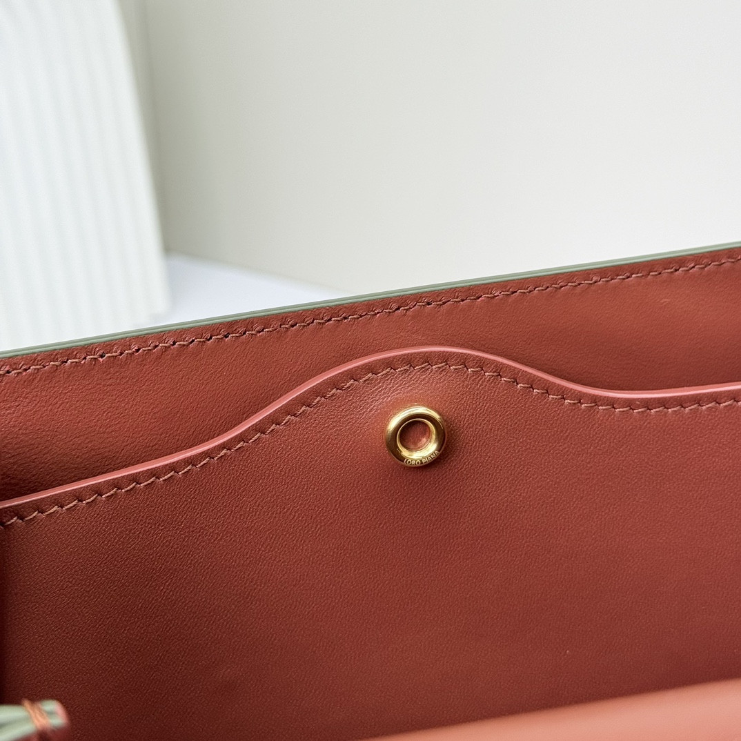 Loro Piana Small Ghiera Bag 23x16x8 cm