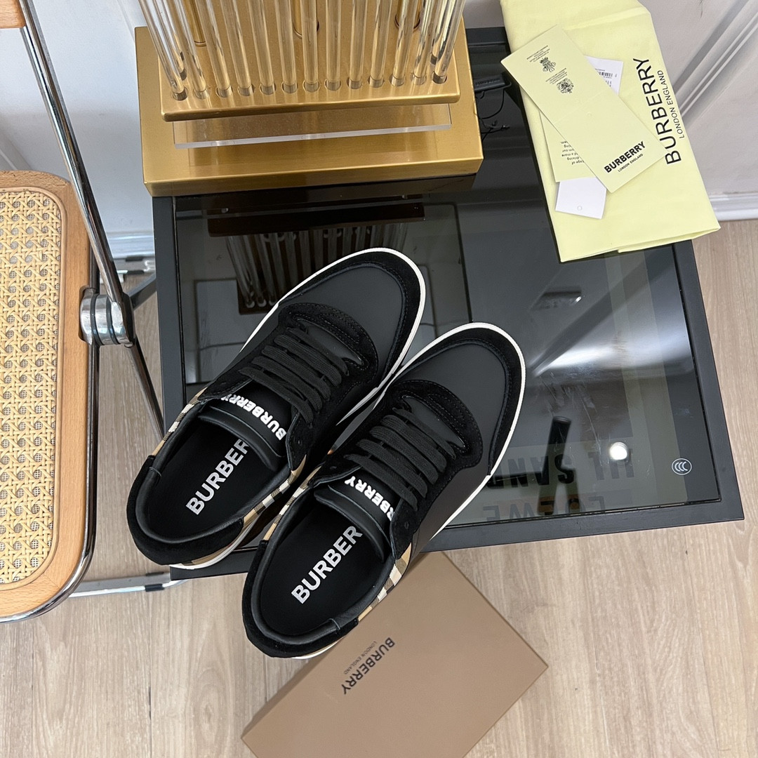 UA Burberry Sneakers