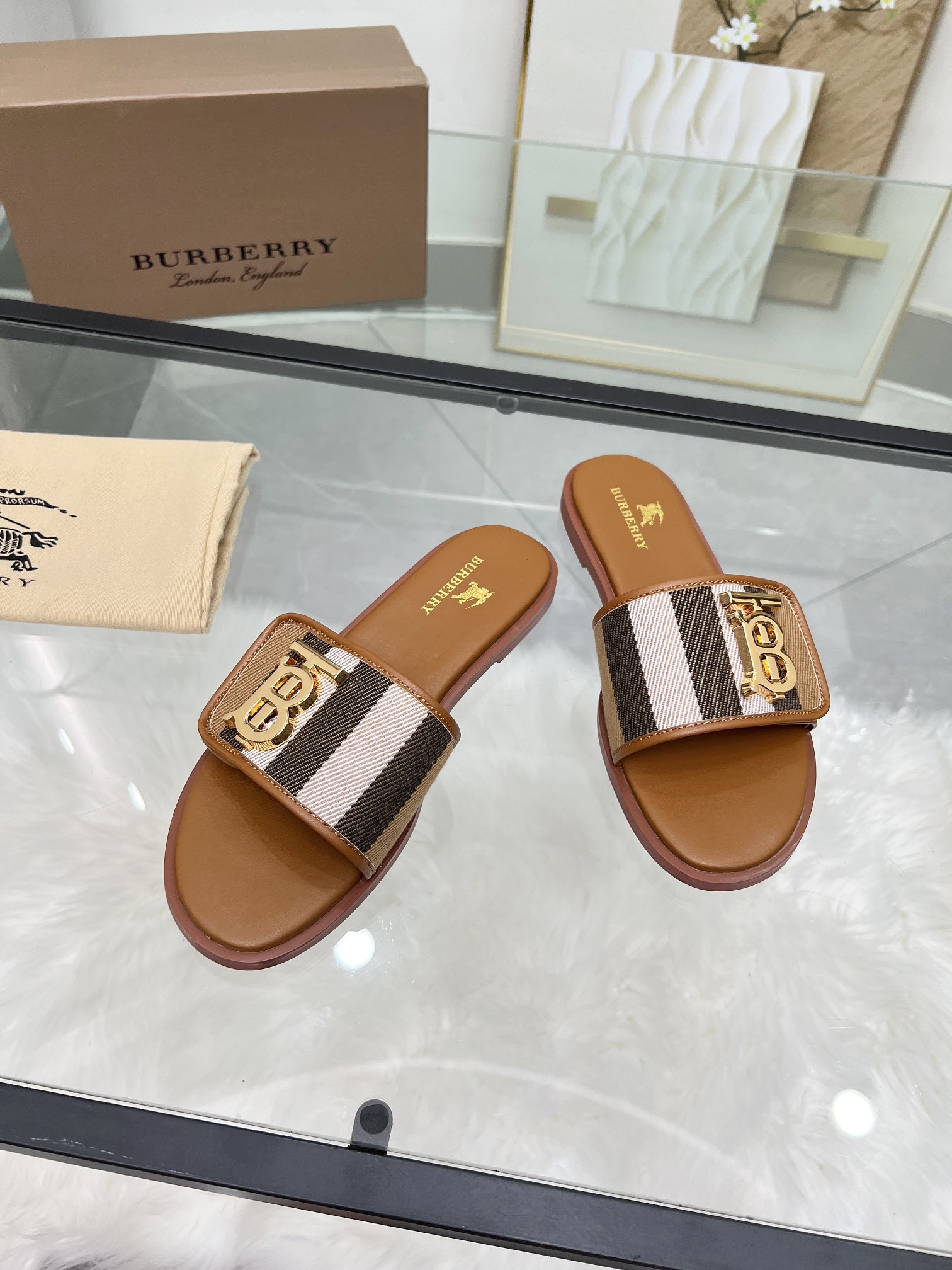 UA Burberry Slides
