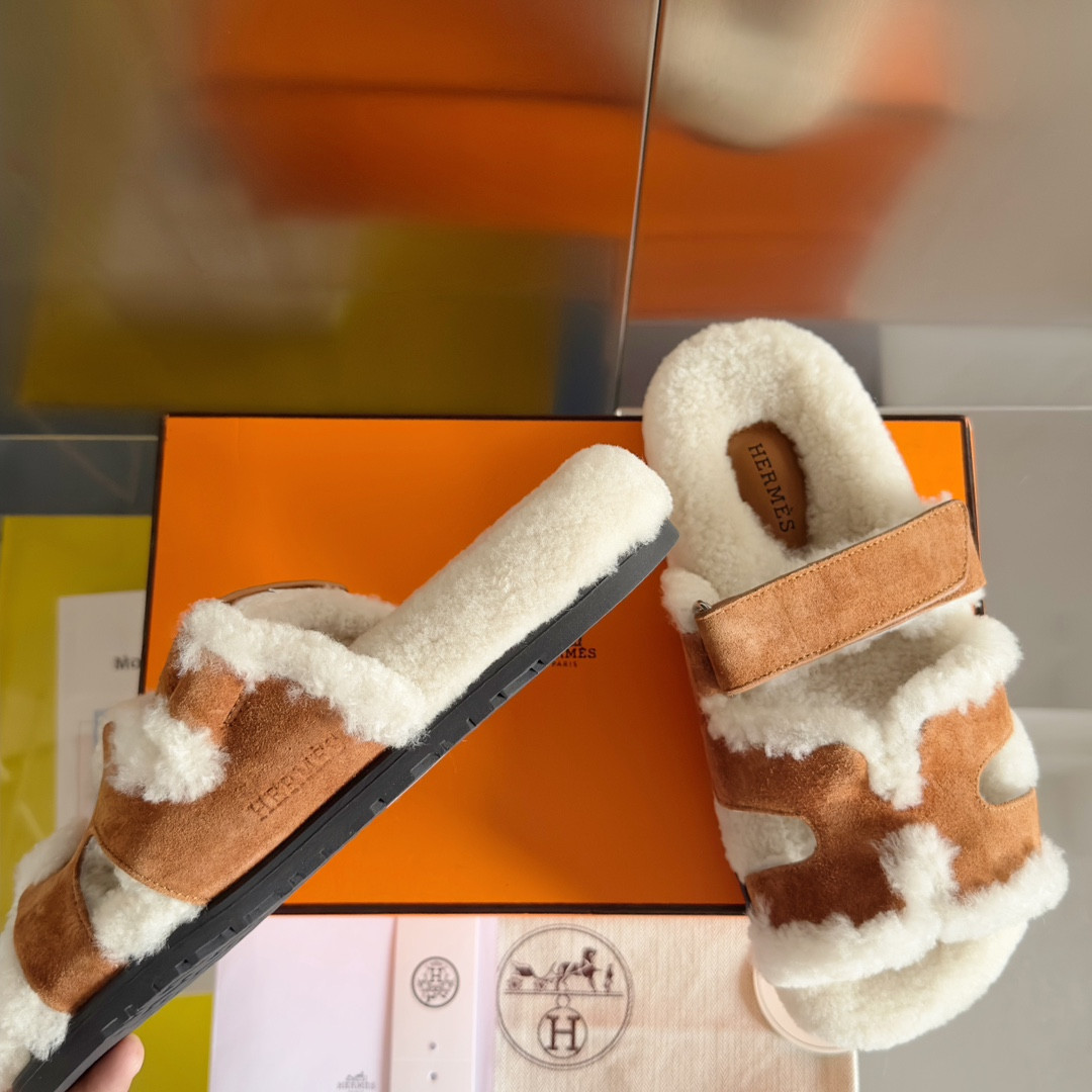 UA Hermès Chypre sandal