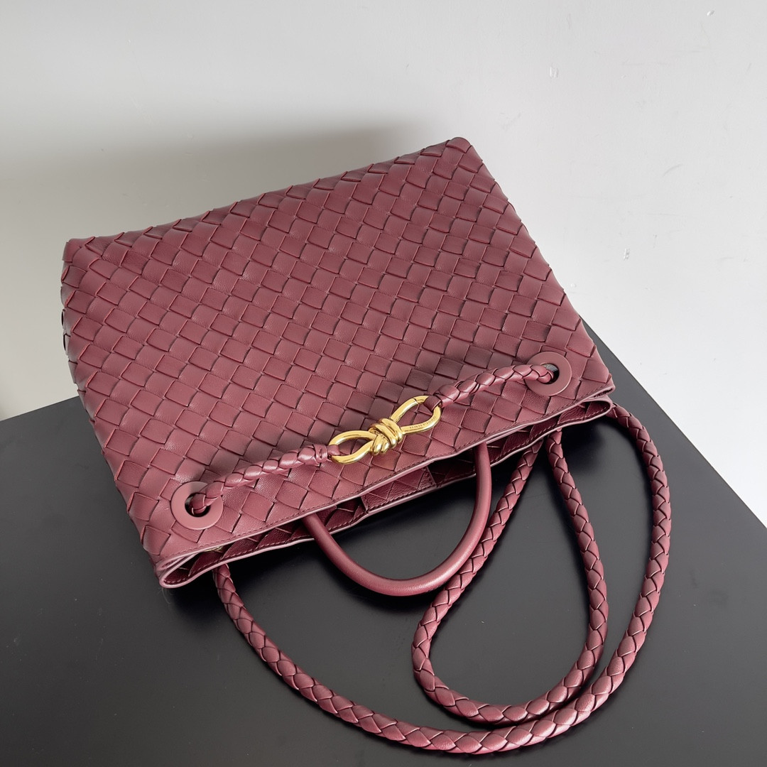 Bottega Veneta Medium Andiamo 32x25x11CM