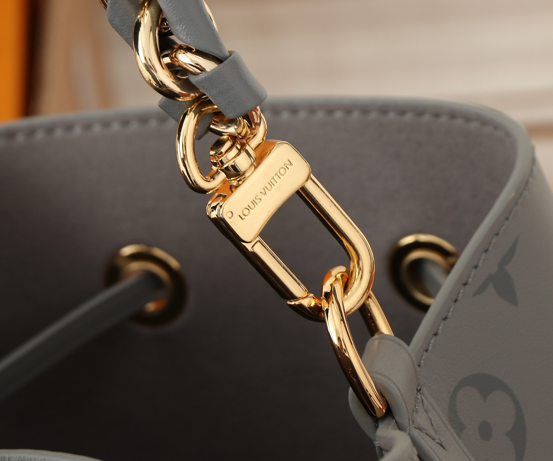 LV Néonoé BB Monogram Ink M12749 20x20x13CM