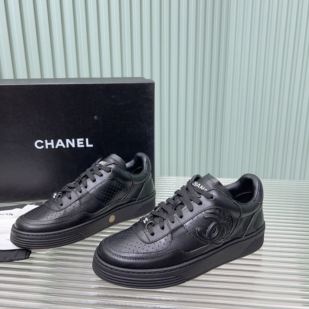 UA CHANEL SNEAKER