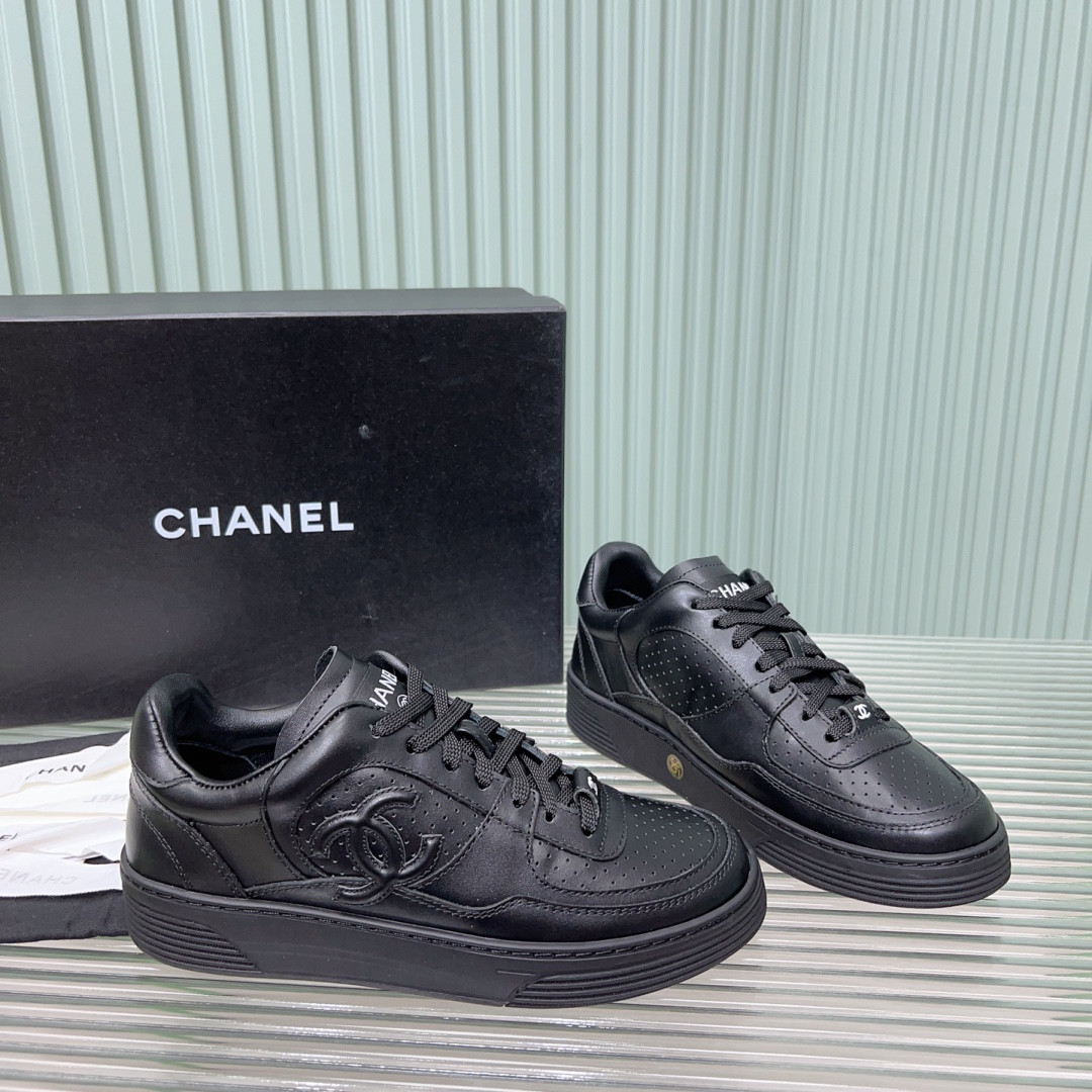 UA CHANEL SNEAKER