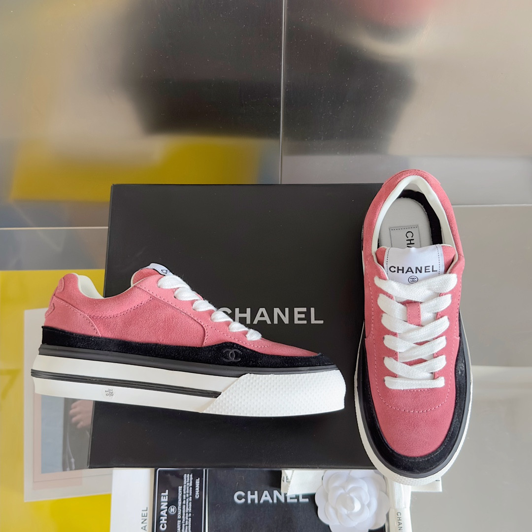 UA CHANEL SNEAKER