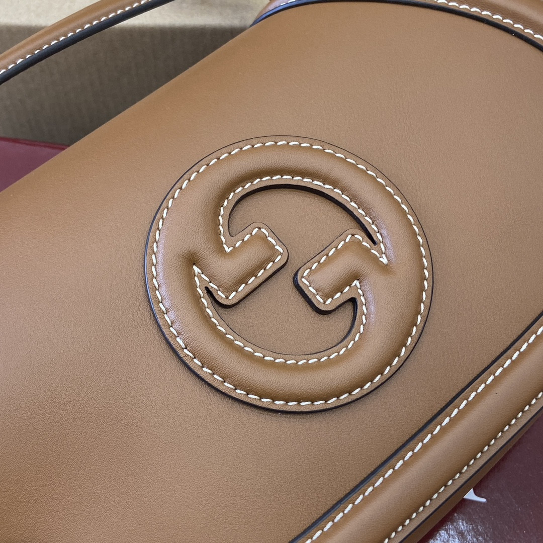 GUCCI BLONDIE Medium TOP HANDLE BAG 27x 17x 7cm