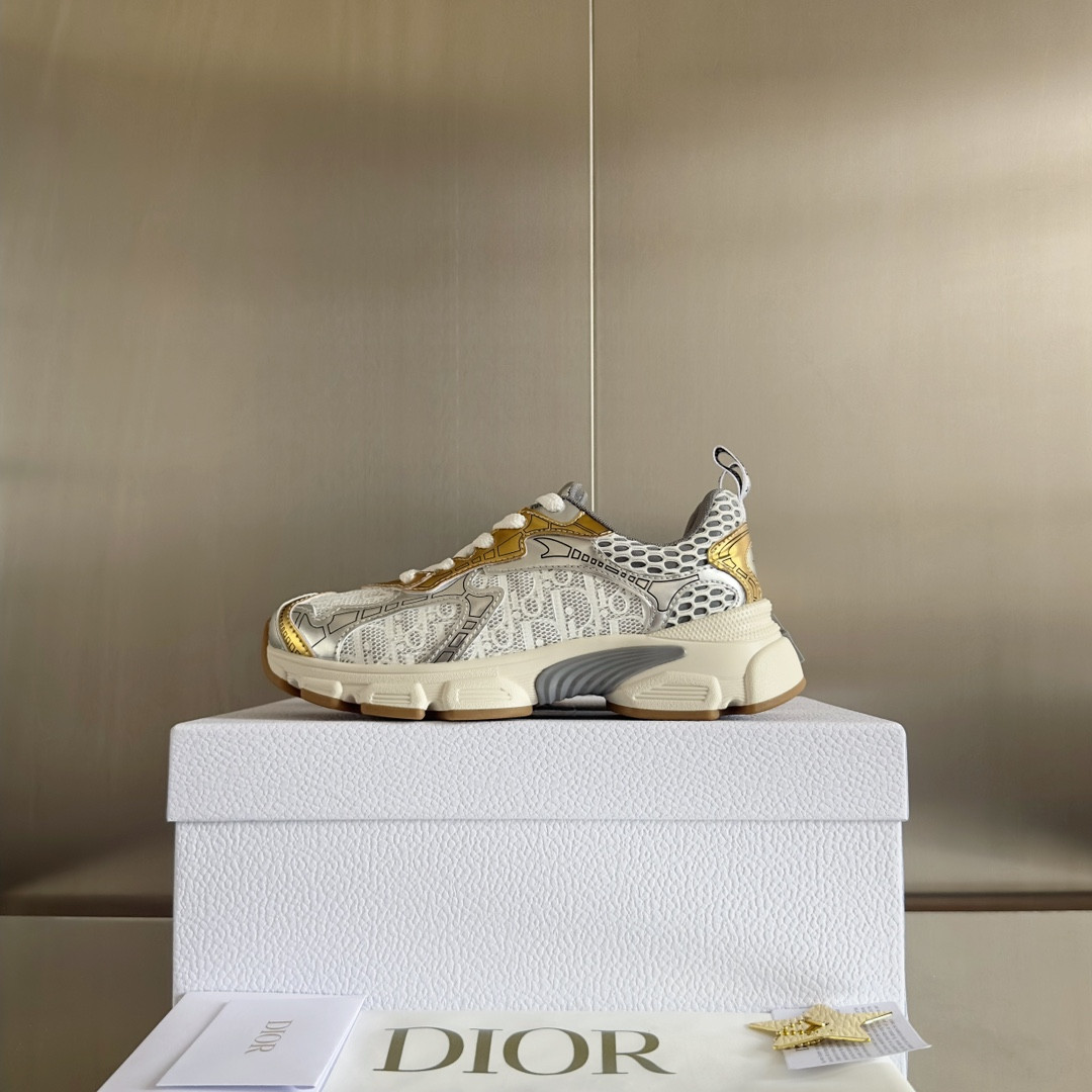 UA Dior Vibe Sneaker
