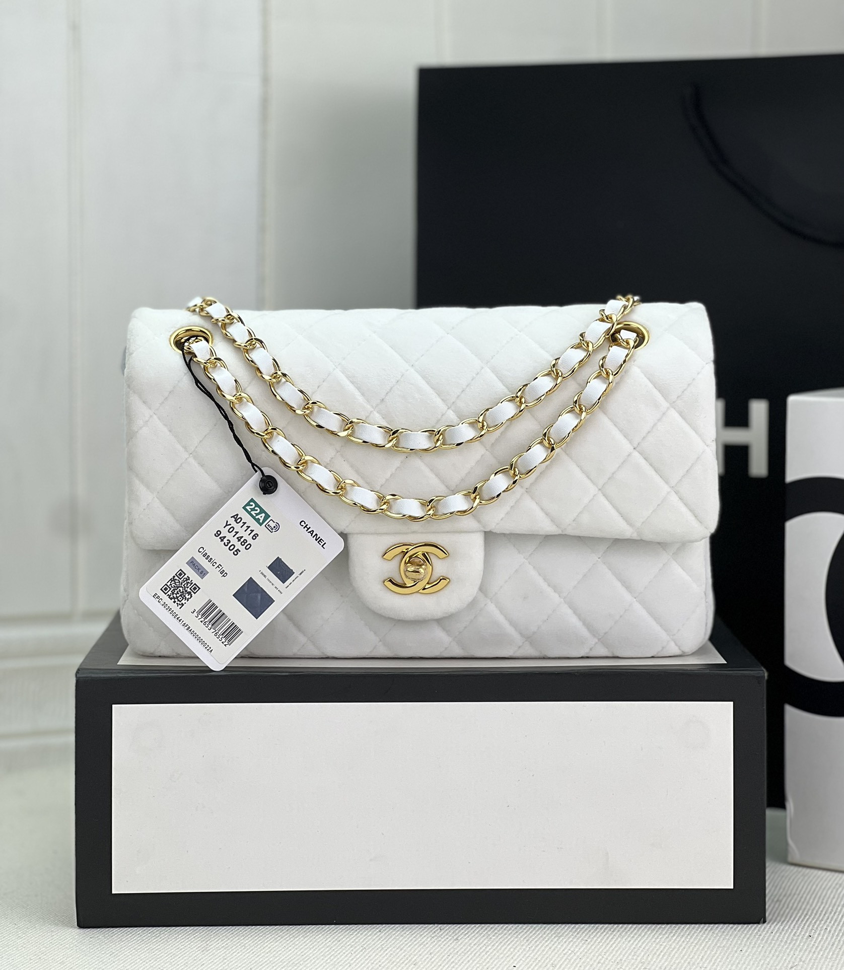 Chanel Classic Flap Bag 25cm