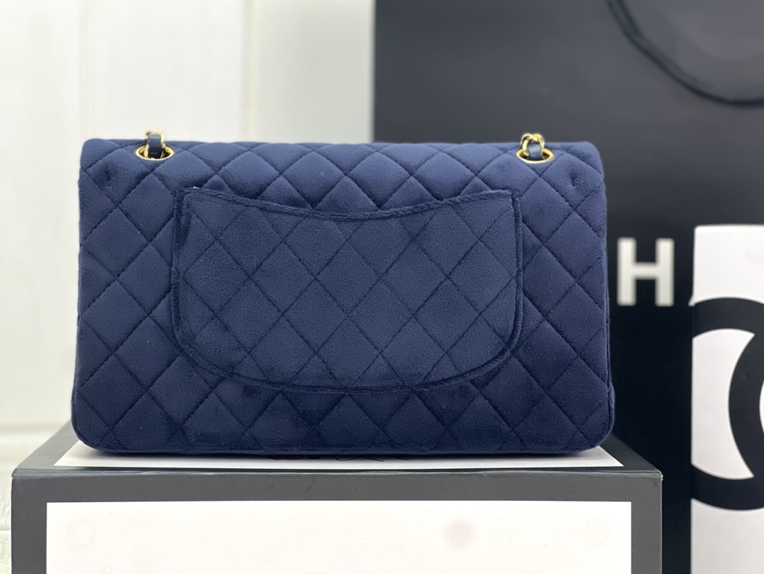 Chanel Classic Flap Bag 25cm