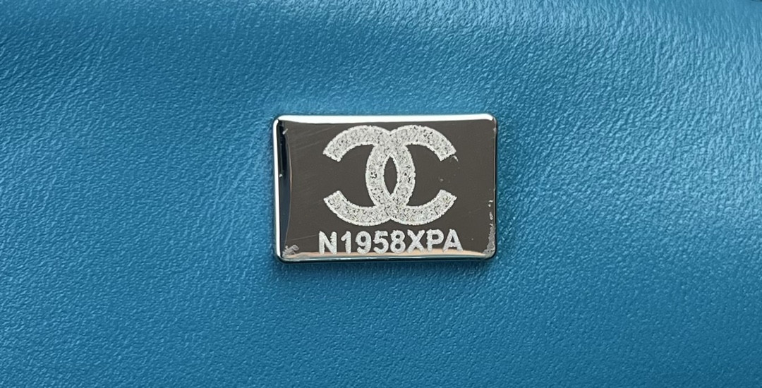 Chanel Classic Flap Bag 25cm