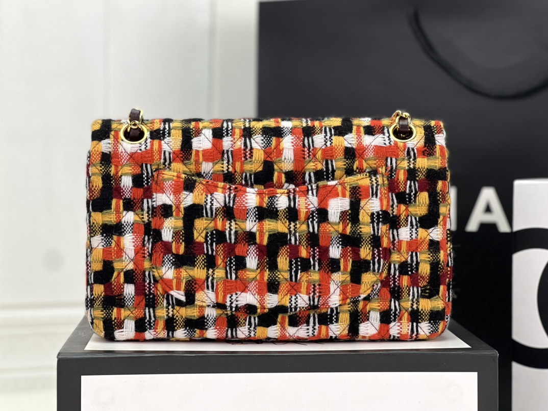 Chanel Classic Flap Bag 25cm