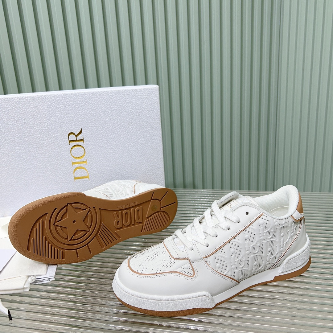 UA Dior One Sneaker