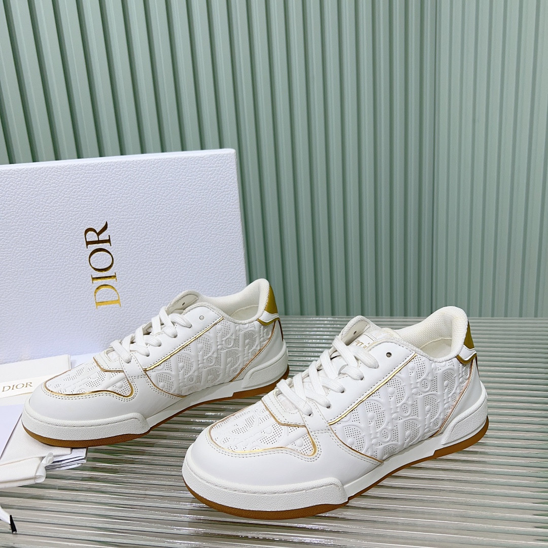 UA Dior One Sneaker