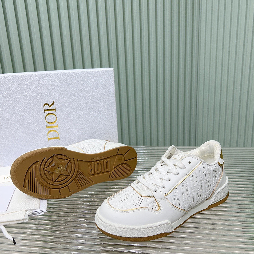 UA Dior One Sneaker
