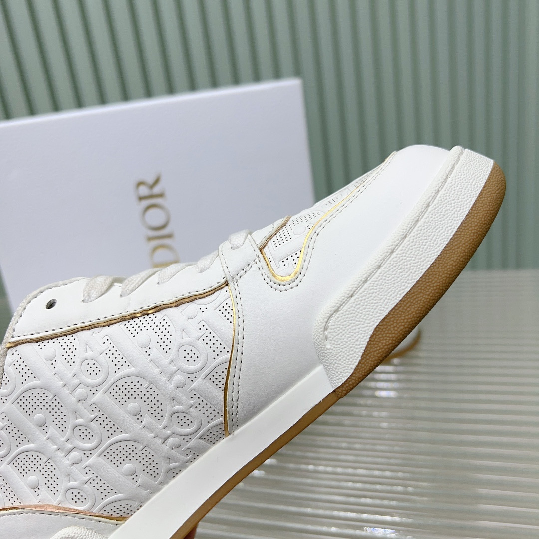 UA Dior One Sneaker