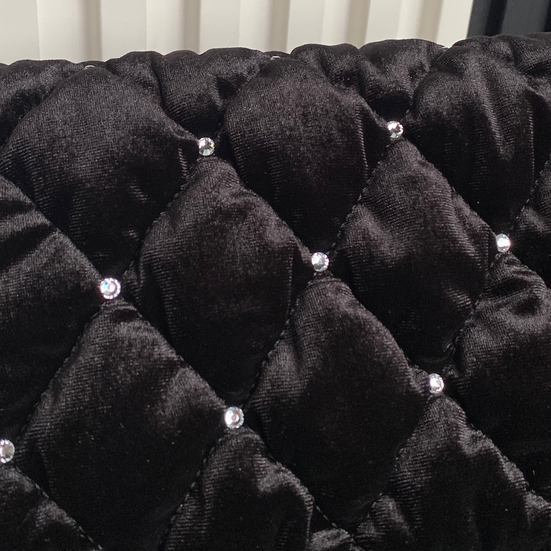 Chanel Clutch with Chain 13×23×5cm