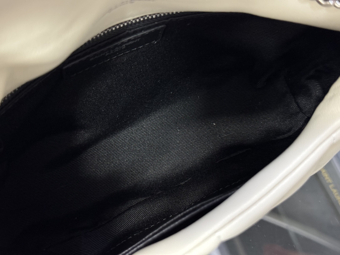 YSL LOULOU PUFFER 23x15.5x8.5cm