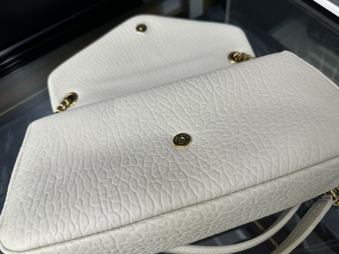 YSL Calypso small in plunged lambskin 26x14x7cm