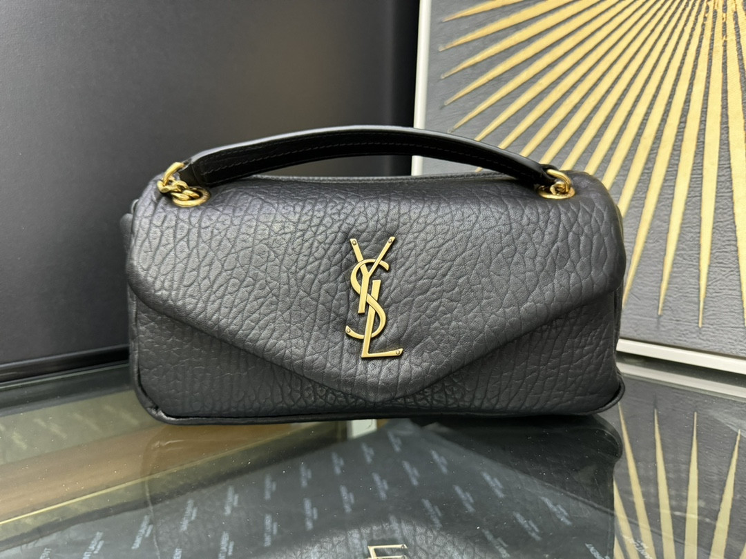 YSL Calypso small in plunged lambskin 26x14x7cm
