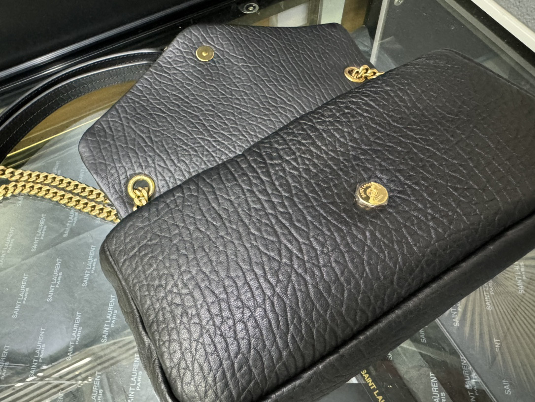 YSL Calypso small in plunged lambskin 26x14x7cm