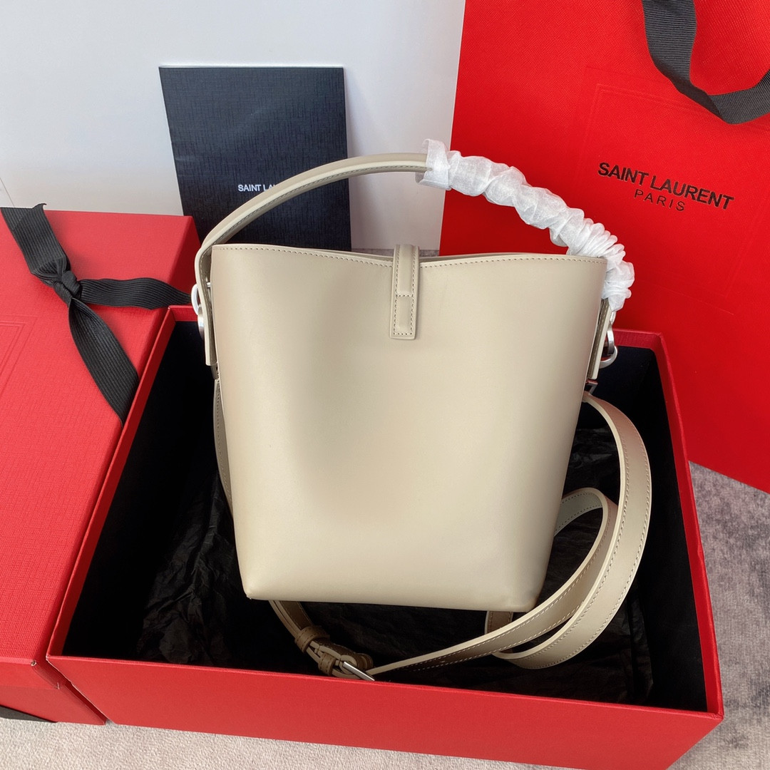 YSL LE 37 Small (Shiny Leather) 17 x 20 x 13 CM