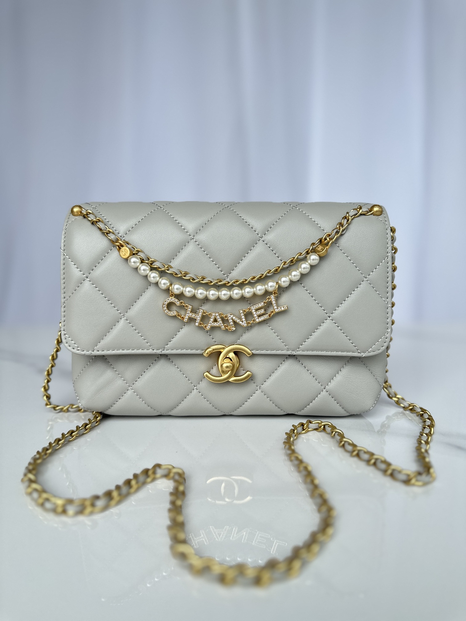 Chanel Flap Bag 23x15x9cm